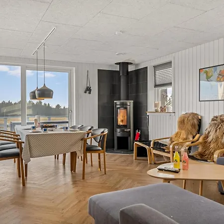With Fjord View, Wilderness Bath And Hot Tub *
